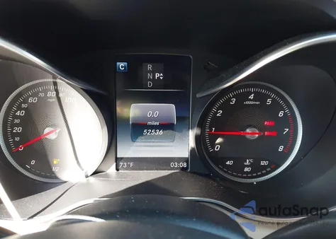 2016 Mercedes-Benz C 300 4Matic z USA, uszkodzony, nr VIN 55SWF4KB4GU154333